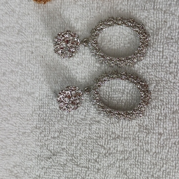 WOMEN'S Geometric Chunky Drop Silver and Gold Earring Set. Set of 2. - Picture 3 of 12